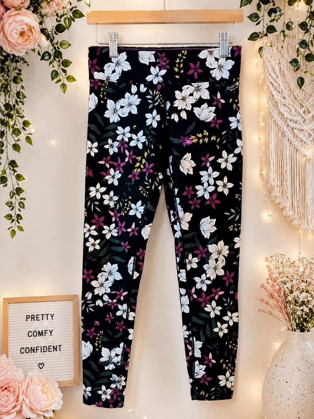 🌸Calvin Klein Performance Floral Leggings – Size Medium🌸